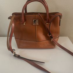 Dooney & Bourke Purse  Small 