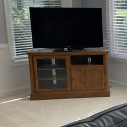 TV Cabinet With Storage