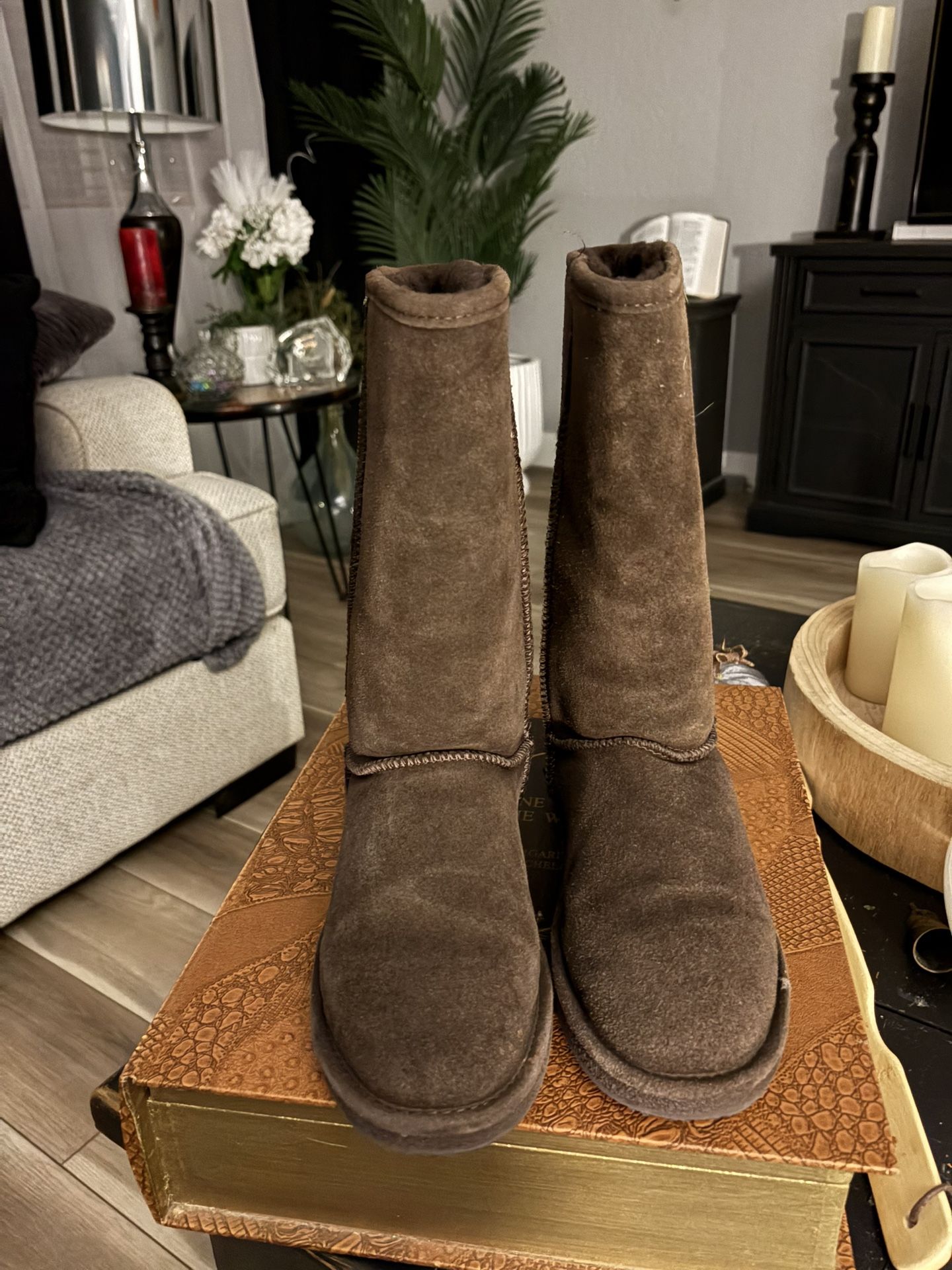Bearpaw Brown Suede Brown Sherpa Lined Pull On Winter Boots Womens 