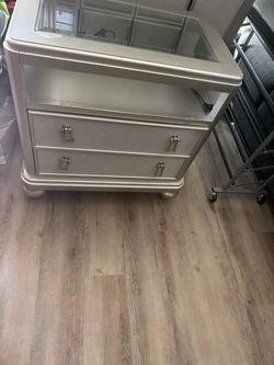 Bedroom Dresser Set