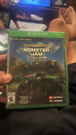 Monster Jam Steel Titans 2