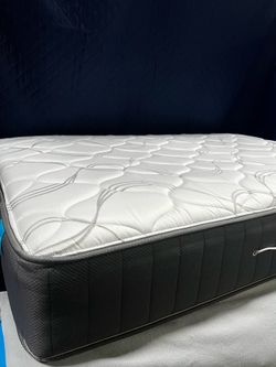NICE 🩵KING 🩵MATTRESS 🩵ONLY