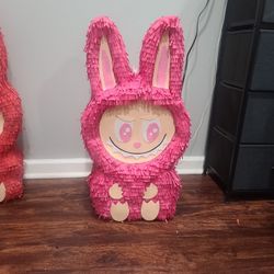 Labubu Piñata 