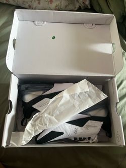 Nike Women’s Air Max 270 shoes