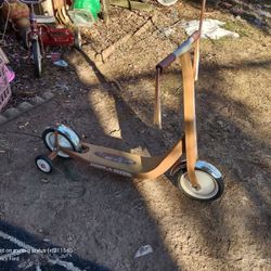 Antique Radio Flyer Scooter
