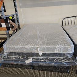 12"IN THICK MEMORY GEL MATTRESS. QUEEN OR FULL 🔥$360/ KING OR CALKING $550