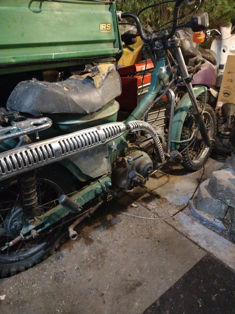 110 Cc Honda Trail Bike 8 Speed Transmission 4 Hi 4 Lol Military Version With Original Spar Fuel Tank Have Brand New Carberator