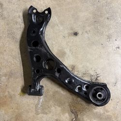 2020 Toyota Corolla Front Left Lower Control Arm