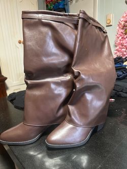 Women boots