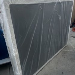Queen Size Bed Box