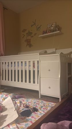 baby crib /toddler bed