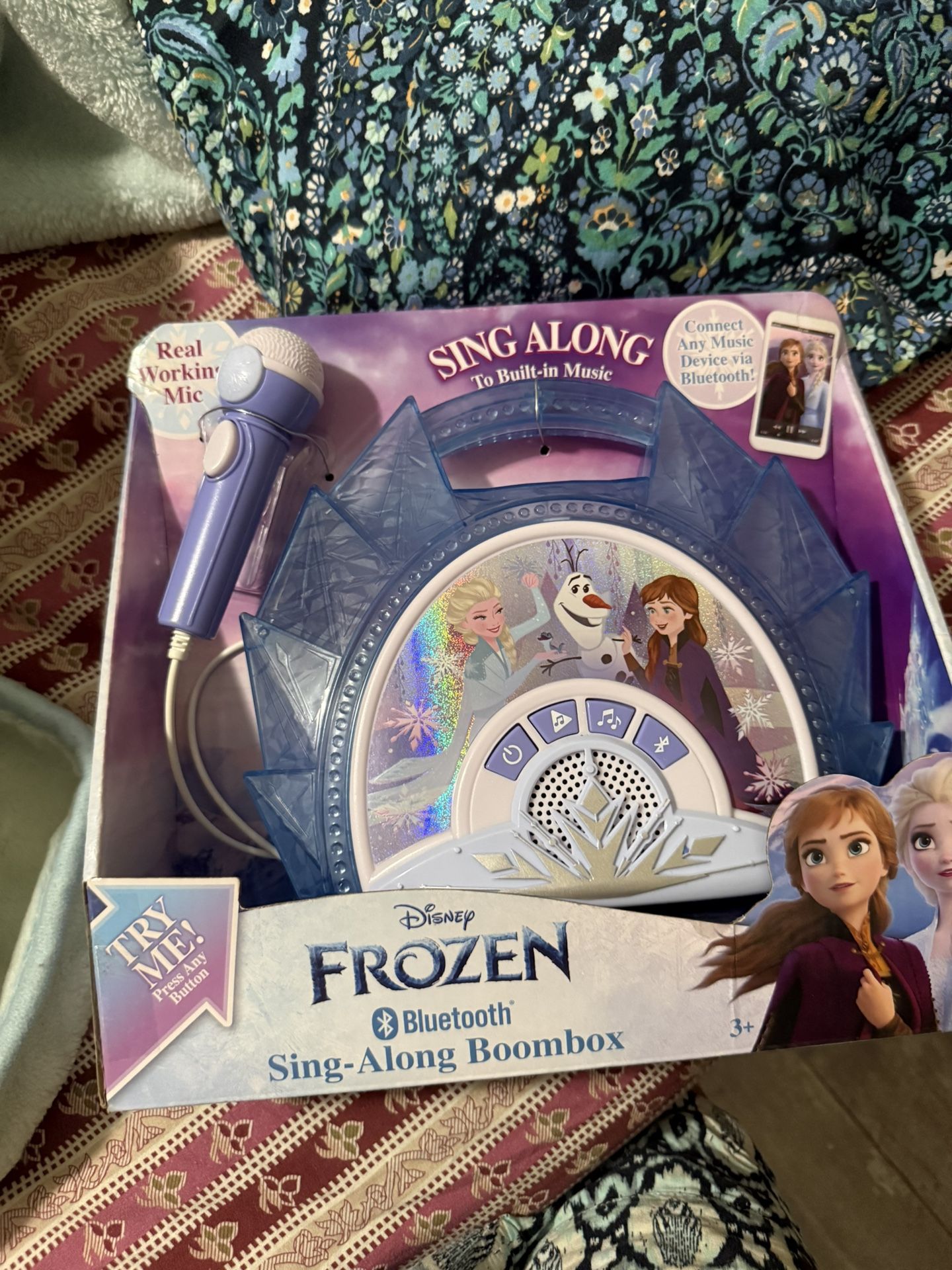 Disney Frozen Bluetooth Sing-Along Boombox