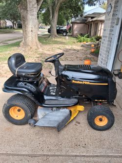 Poulan Pro 18hp 42" Riding Lawn Mower