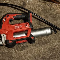 Milwaukee - Grease Gun/Battery/Charger