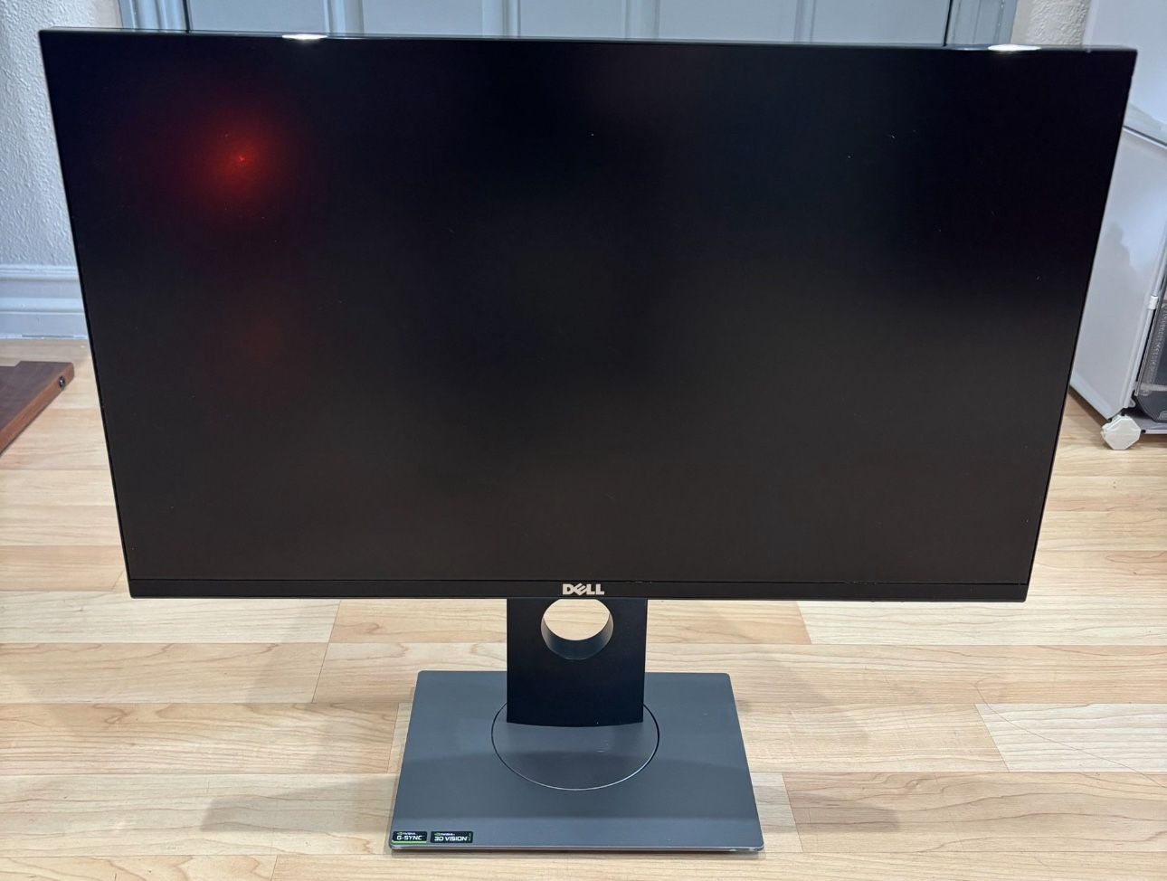 Dell Gaming Monitor (24”, G-SYNC, 165Hz Refresh Rate, 2560x1440 Resolution, 1ms Response Time) 