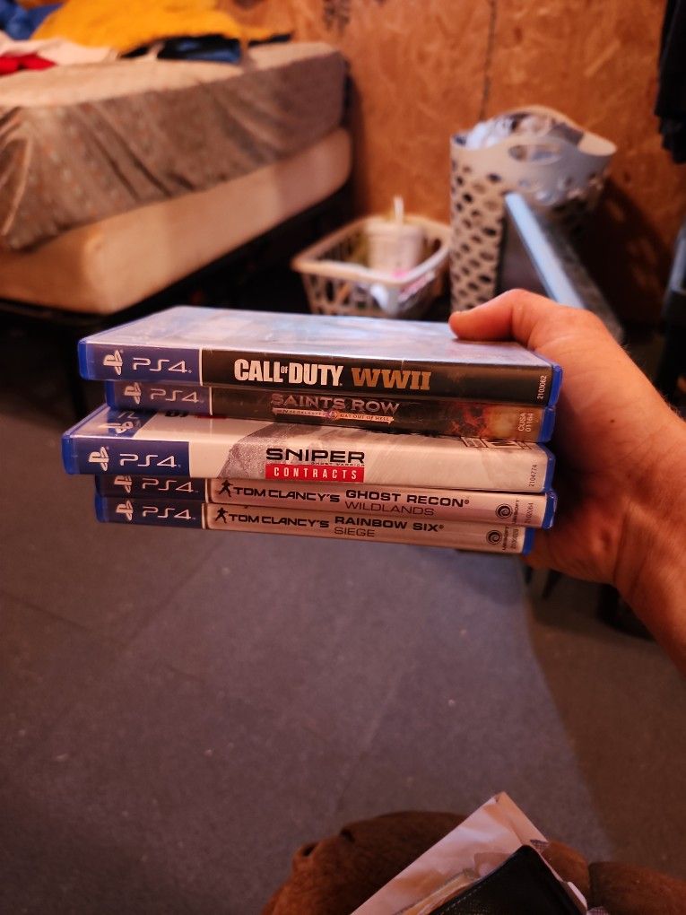 PS4