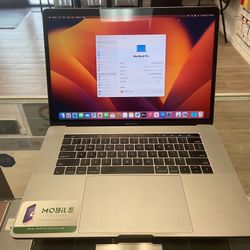 2017 MacBook Pro 15" i7 16gb 512HD Touchbar