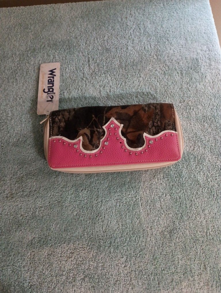 Wrangler Camo Pink Rhinestone Women's Wallet