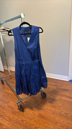Banana Republic Sleeveless Wrap Dress