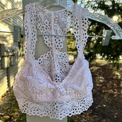 Show Off Eyelash Lace Plunge Bralette