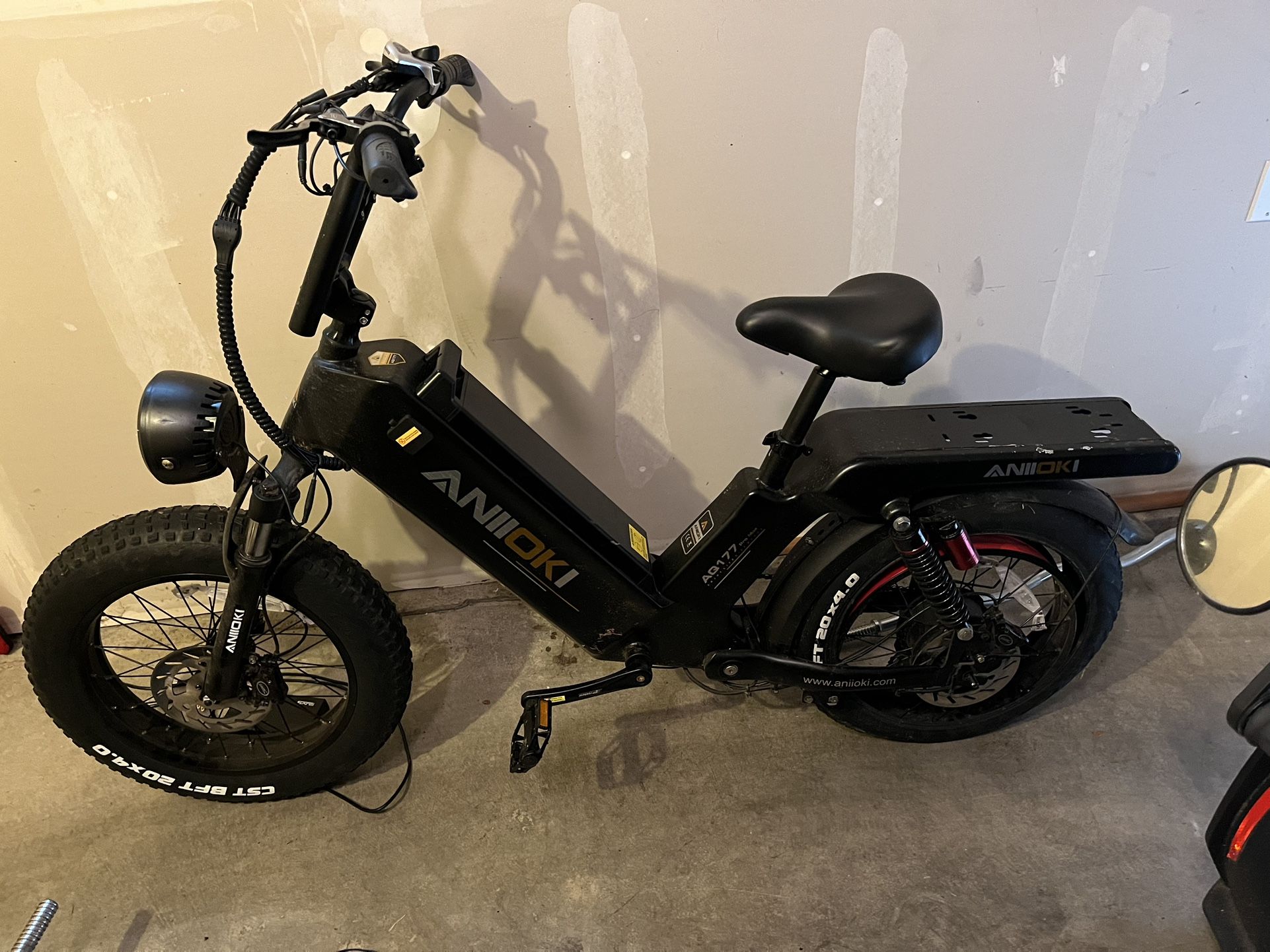 Aniioki E-bike