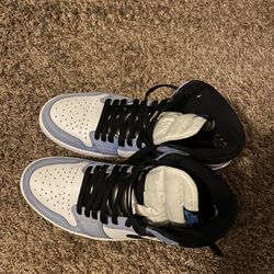 Jordan 1 Retro High OG university Blue 