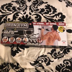 Iron Gym Total Upper Workout Bar