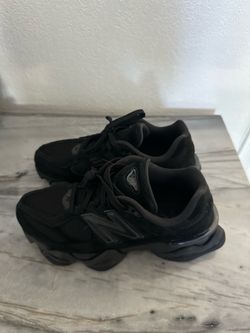 New Balance 9060 Triple Black Sneakers