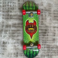 Vintage Tech Deck Fingerboard Devil Man World Industries Green Skateboard Board 