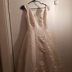 Wedding Dress Size 3-4