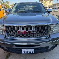 2012 GMC Sierra With Flex Fuel 