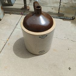 Antique 5 Gallon  Croc 