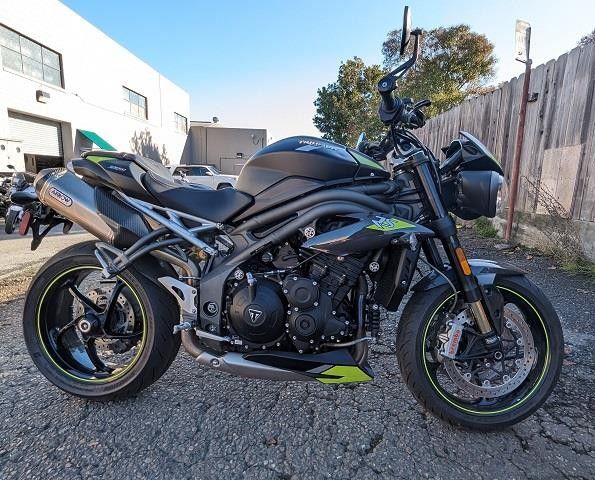 2020 Triumph Speed Triple RS Clean Title Motorcycle 3,479 Miles