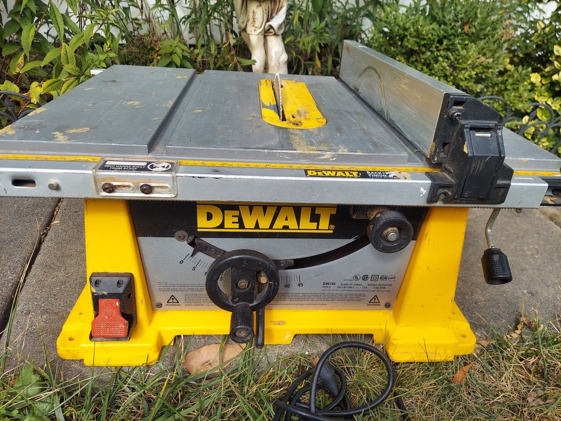 de walt table saw 