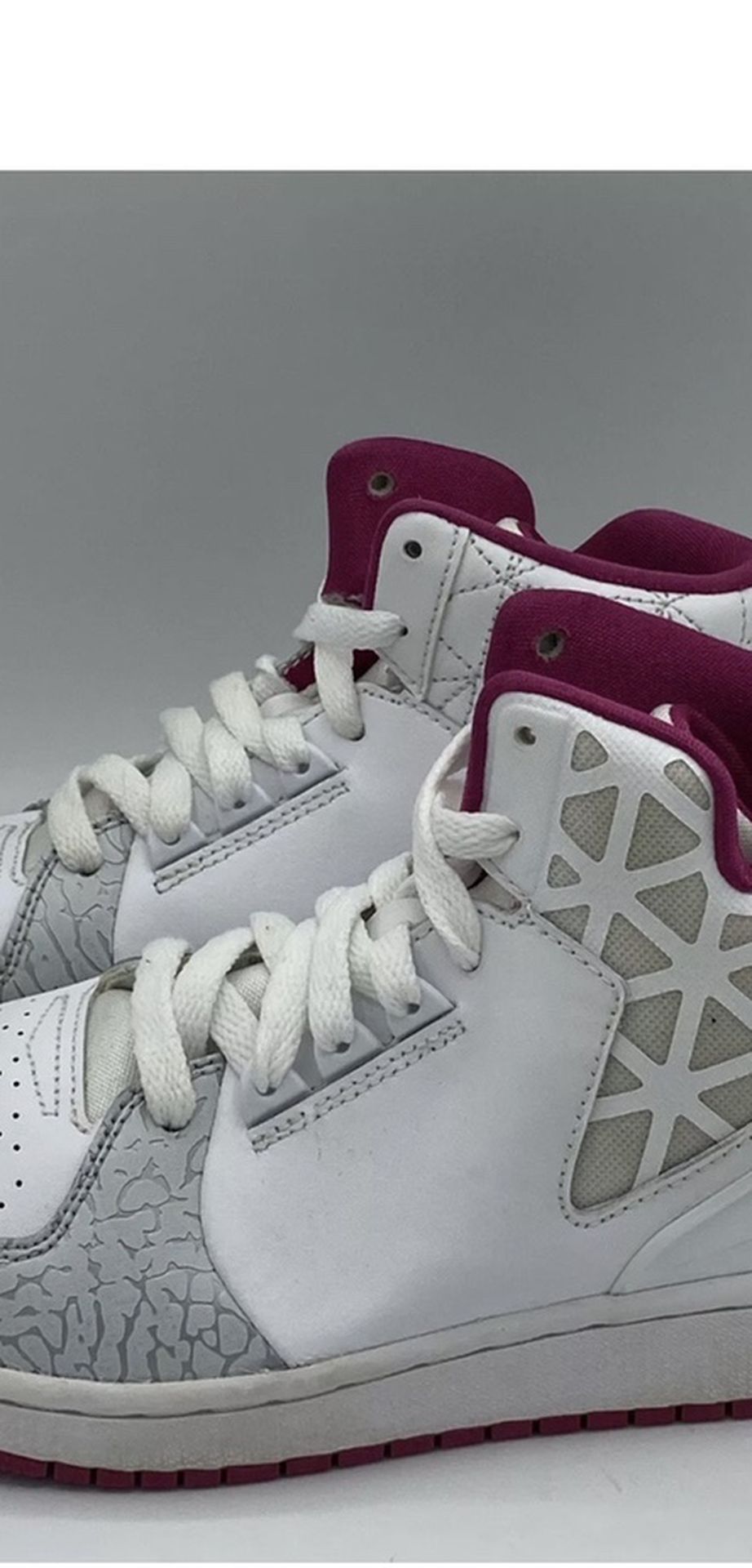 Nike Air Jordan Flight 3 Premium White Fuchsia Shoes Size 5Y EUC for Sale in Vacaville, CA - OfferUp