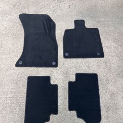 Brand New OEM Audi Q5 Hybrid Carpet Floor Mats (4-Piece Set) 