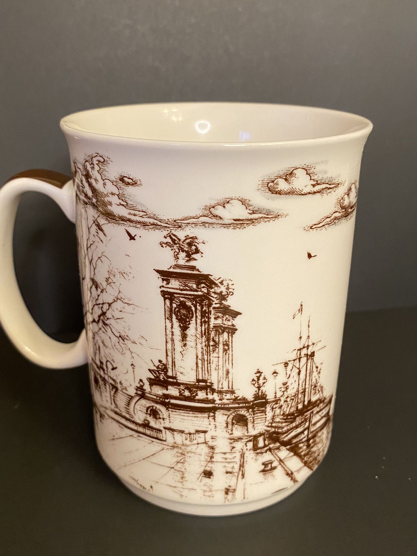 Petit Isabell Mug Paris France Brown L' Arc De Triomphe Bone China Tea Cup