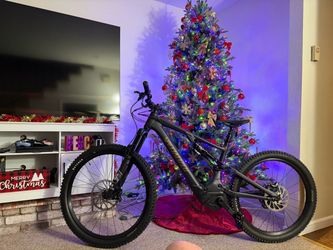 Specialized levo alloy S5 Pre-owned, purchased in December 2025; hasn't even covered 8 miles.