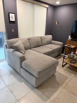 Sofas. Area “DORAL” very good condition