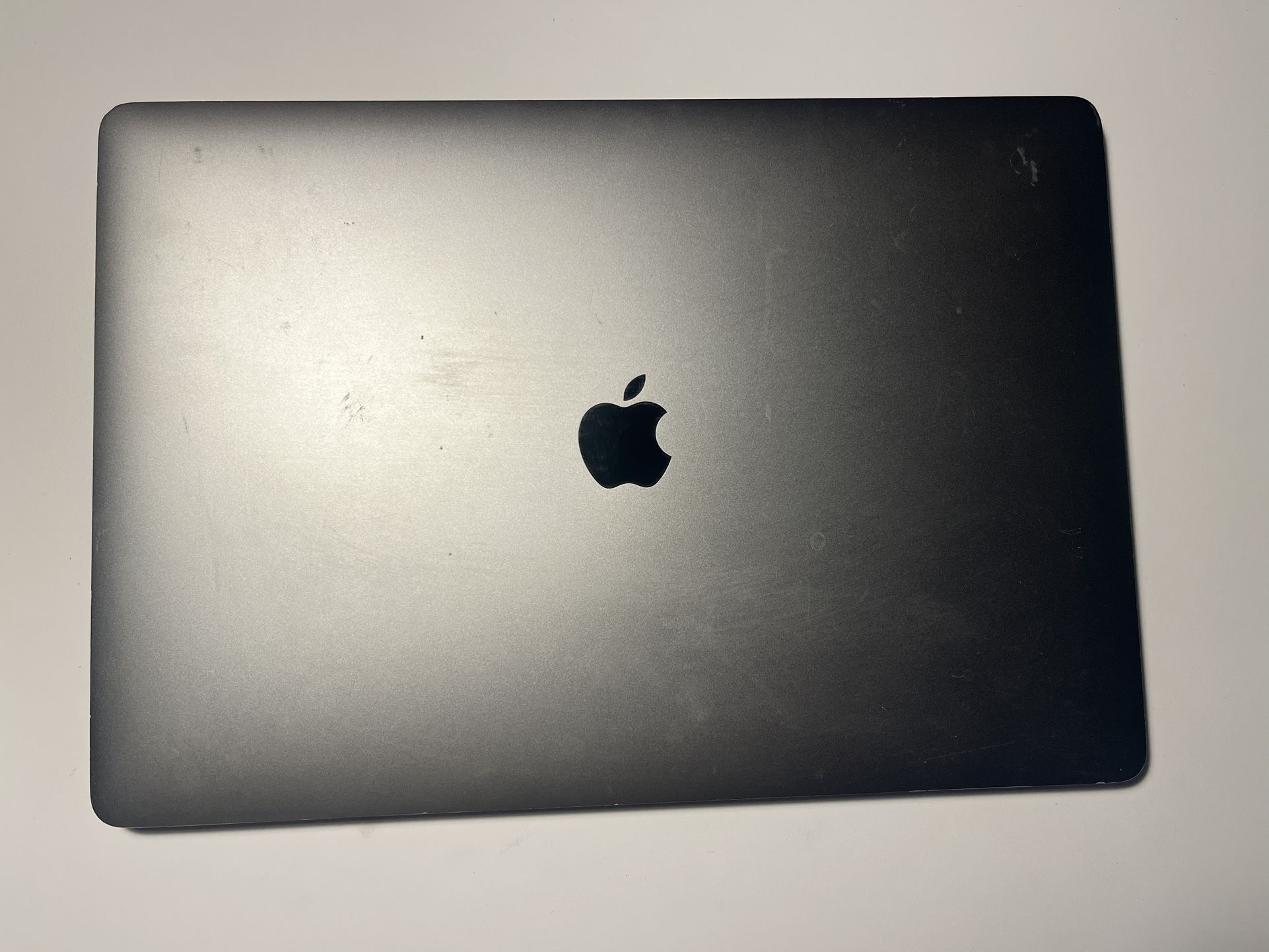 Broken MacBook Pro 2019 