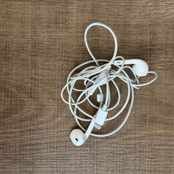 Apple EarPods