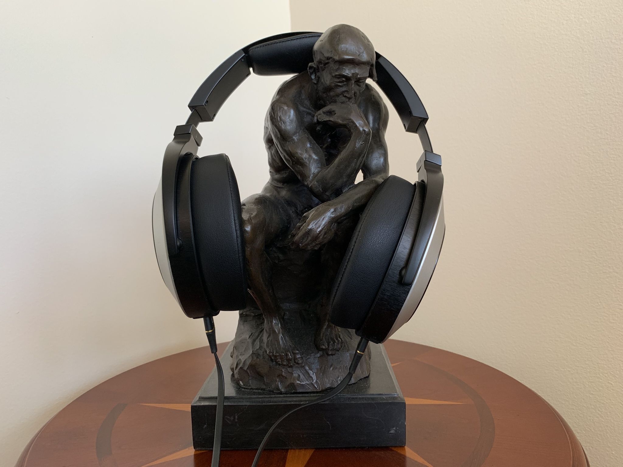 Audeze EL-8 Titanium Planar Magnetic Headphones