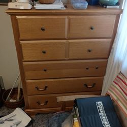 Solid Oak Chest Of Drawers 