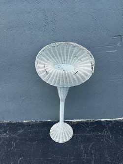 Vintage White Wicker Plant Stand