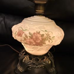 Vintage Fenton Milk Glass Lamp 