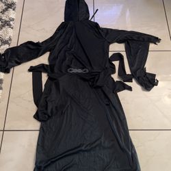 Costume Size S