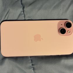 iPhone 15 Plus
