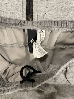 Men’s sweat suit (Adidas)