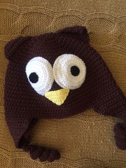 Knitted owl beanie