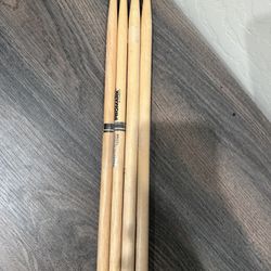 Set of 2 Pairs of Drumsticks 